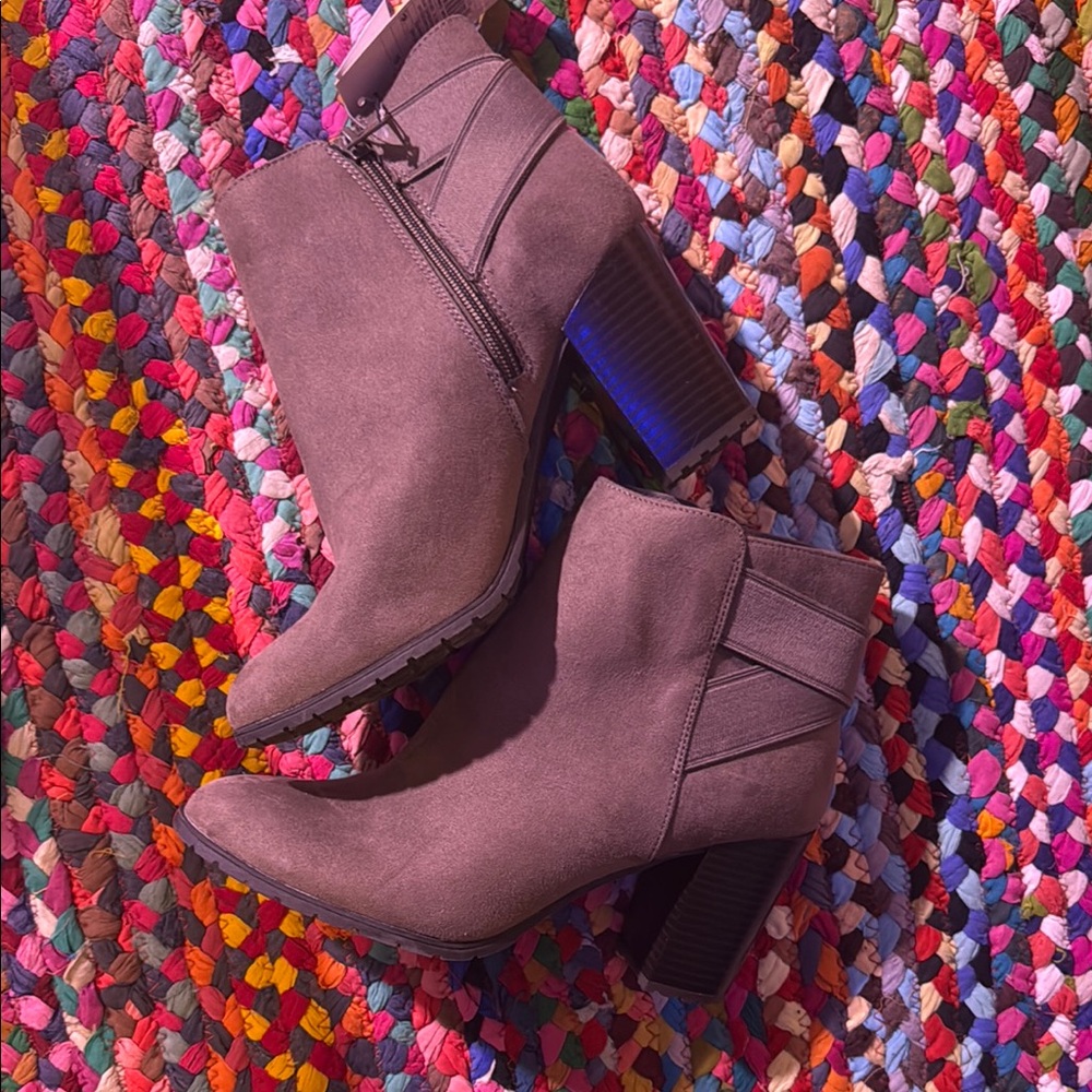 a new day Brown Ankle Boots with Chunky Heel and Zipper Closure